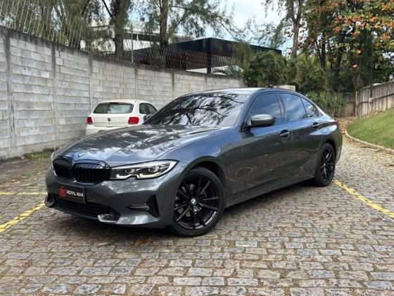BMW 320i 2.0 16V TURBO GASOLINA SPORT AUTOMÁTICO BMW 320i 2.0 16V TURBO GASOLINA SPORT AUTOMÁTICO
